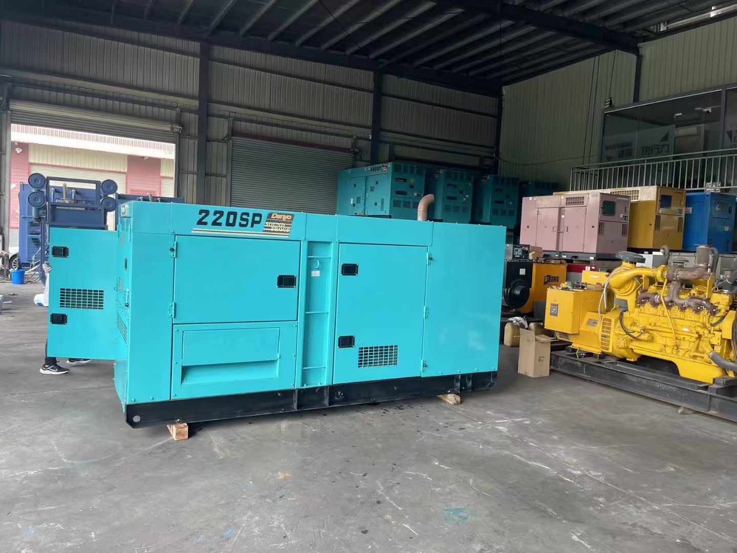 芦山800kW 柴油发电机的输出电流波动范围是多少?